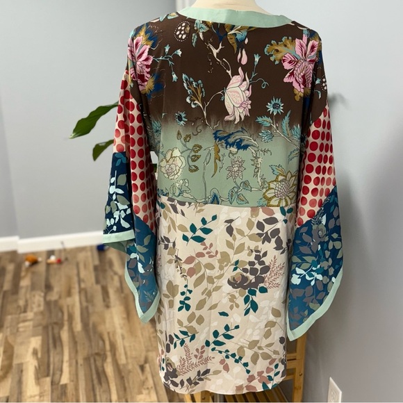 Soft Surroundings Izumi Kimono Sleeve Tunic Top M Embroidered Mixed  Patchwork - Picture 4 of 10